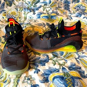 Under Armour Steph Curry Youth Basketball Shoes